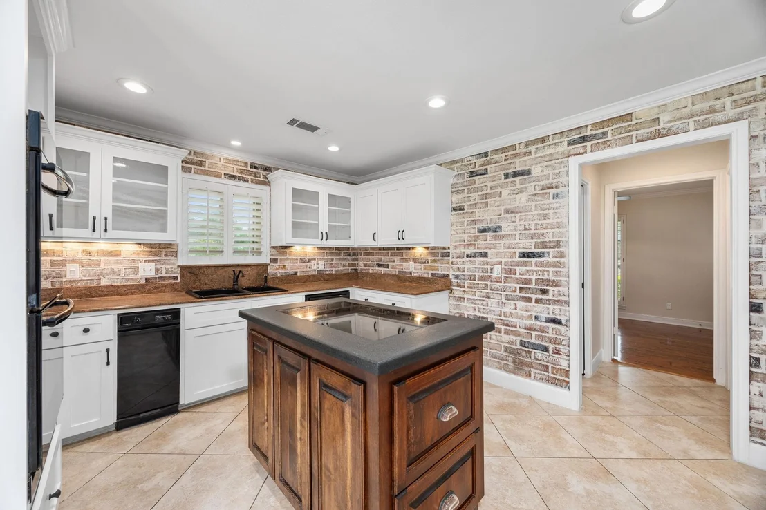 Photo of 6115 Bermuda Dunes Drive