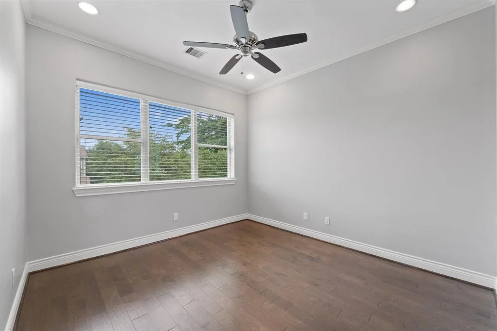 Photo of 8906 Spring Knoll Forest Drive