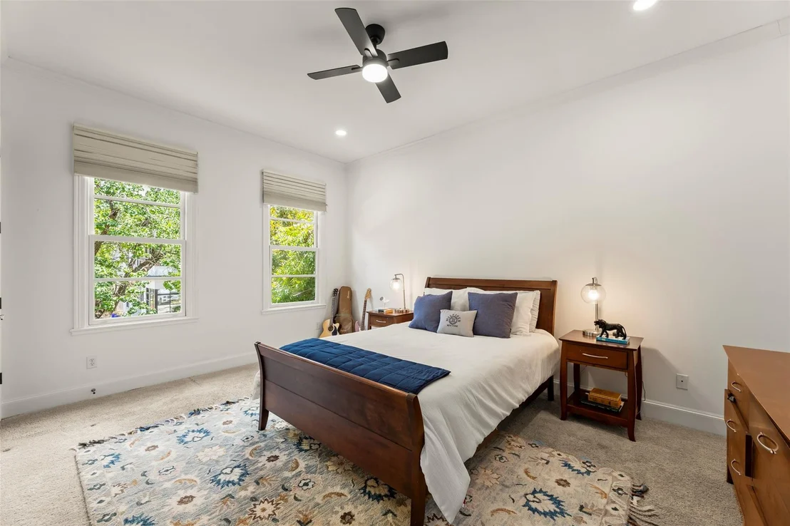 Photo of 6236 Community Drive