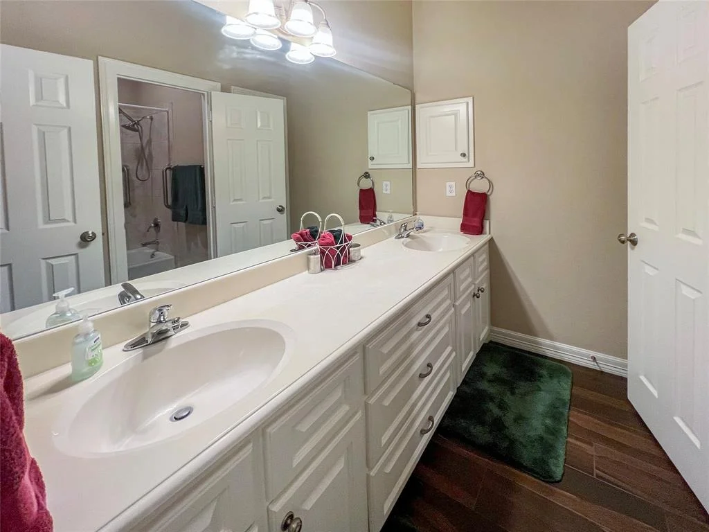 Photo of 141 Spanish Oak Circle