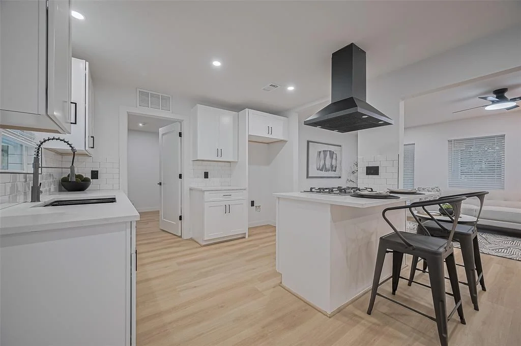 Photo of 7410 Marinette Drive