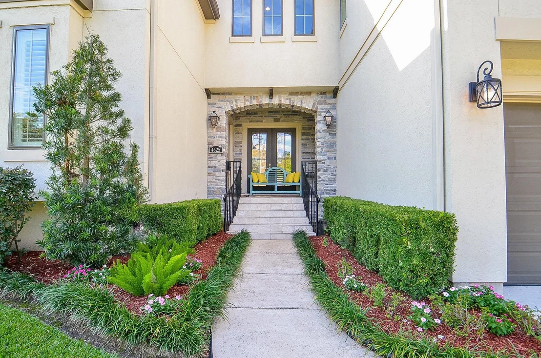 Photo of 4625 Maple Street