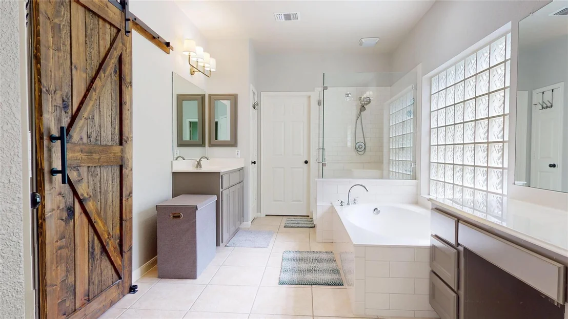Photo of 1323 Hillside Forest Drive