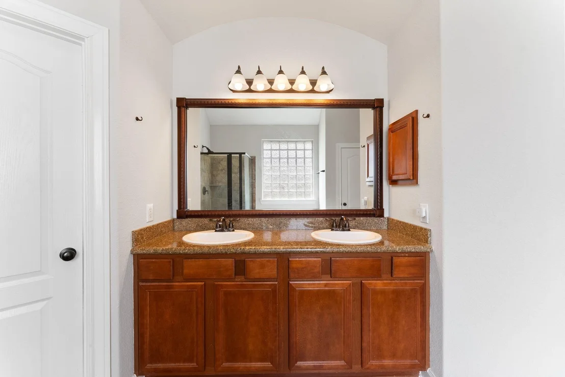 Photo of 15 Tillamook Court