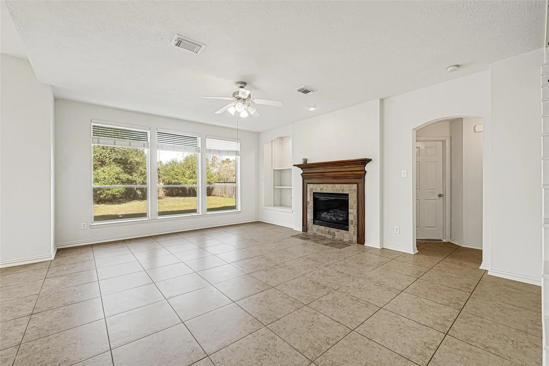 Photo of 74 E Arbor Camp Circle