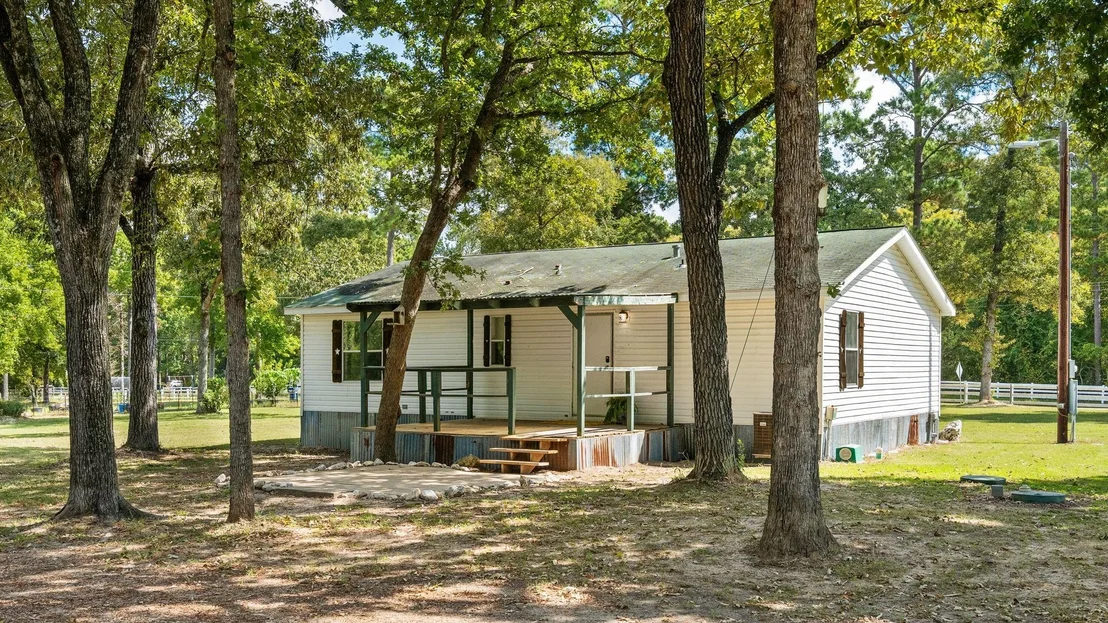 Photo of 25003 Joseph Road