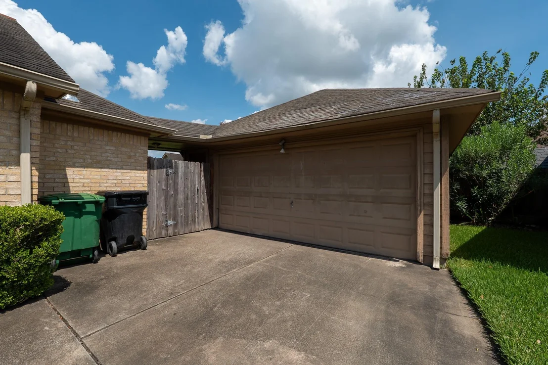 Photo of 7926 Quail Meadow Drive