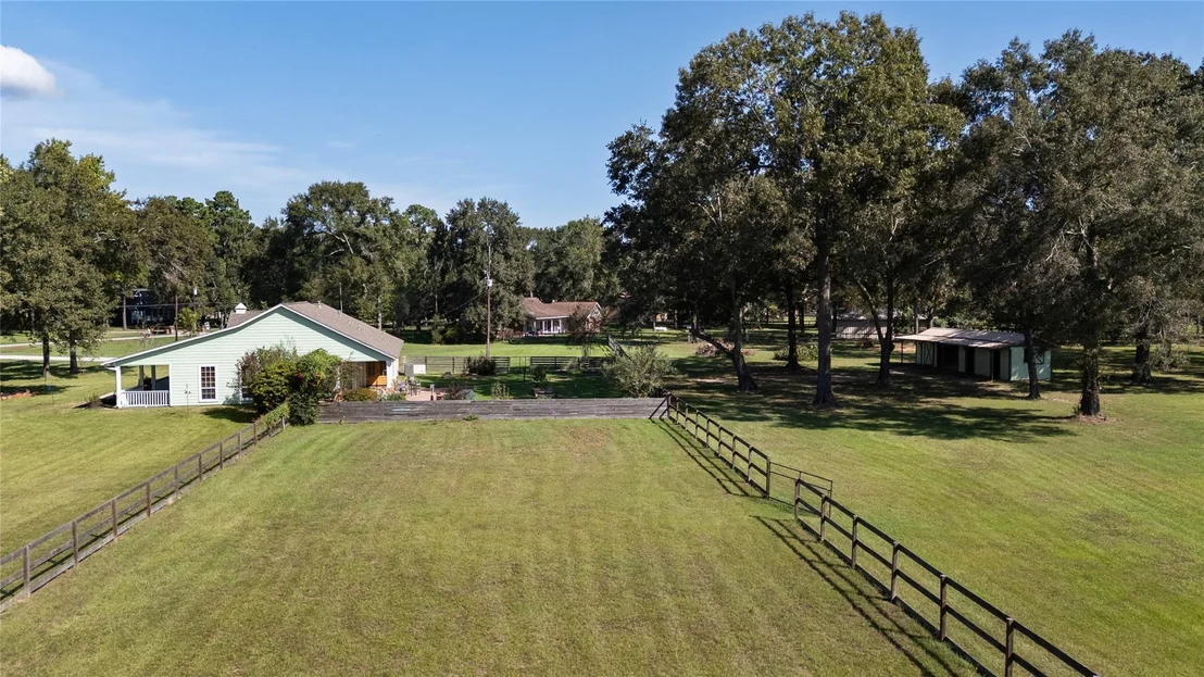Photo of 28907 Valley Commons Drive