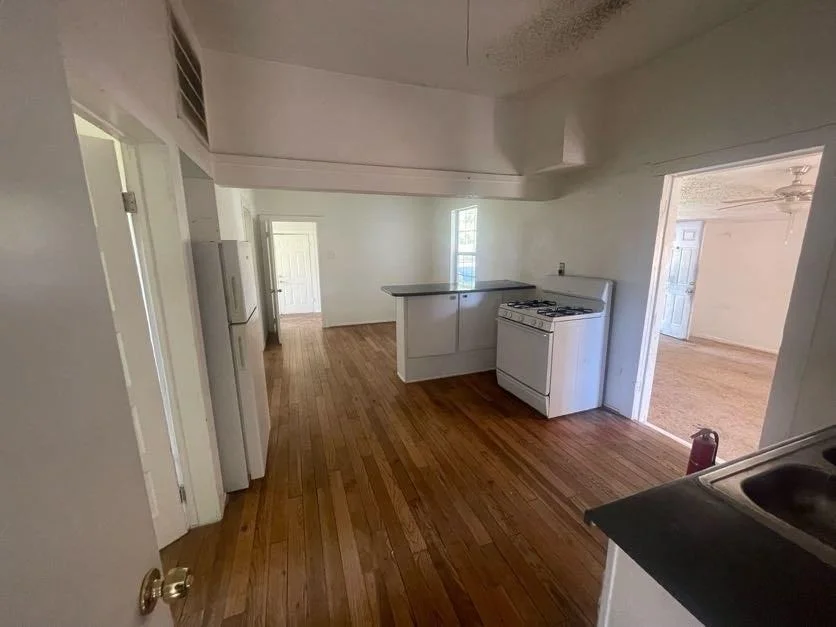 Photo of 909 Cedar Street