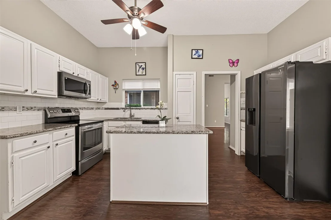 Photo of 818 Maple Branch Lane