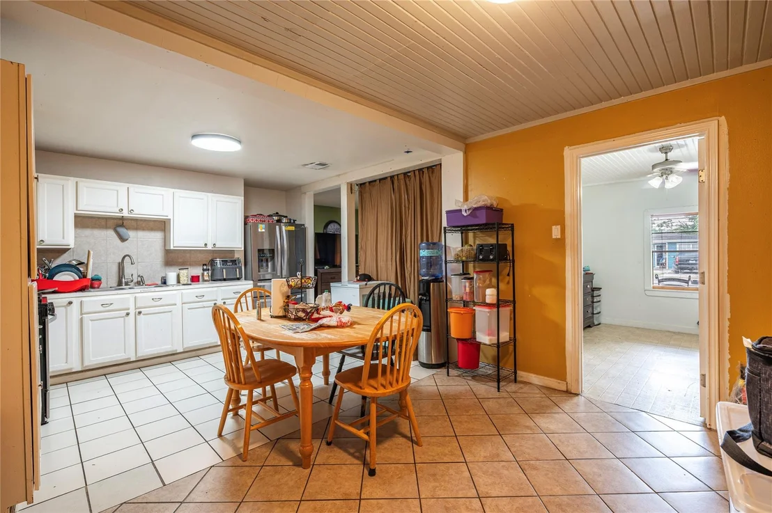 Photo of 4937 Bataan Road