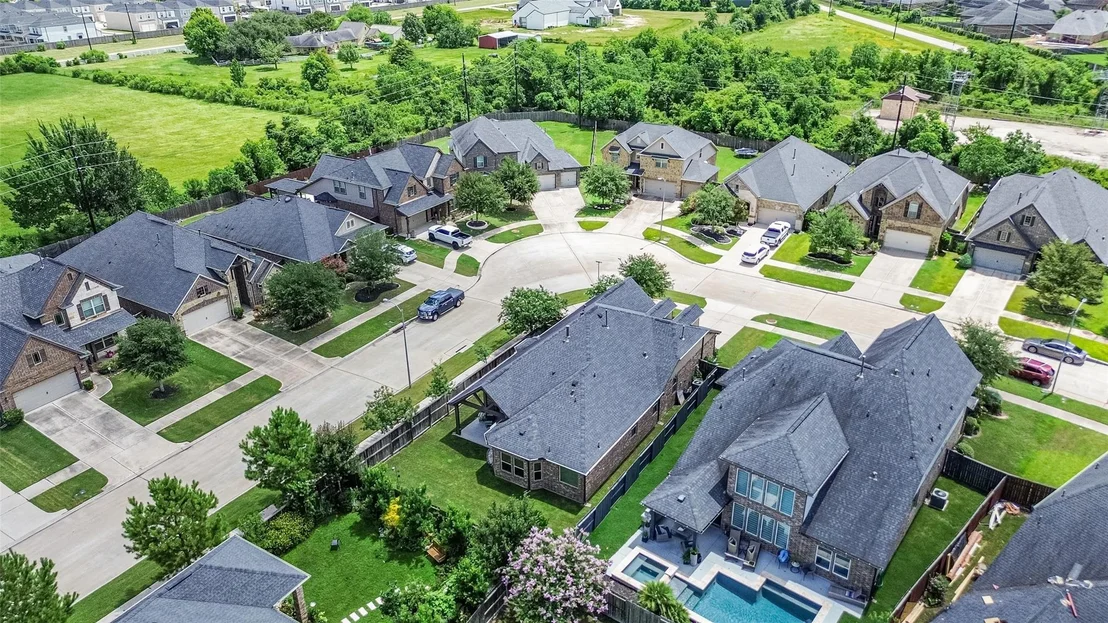 Photo of 28110 Long Mill Lane