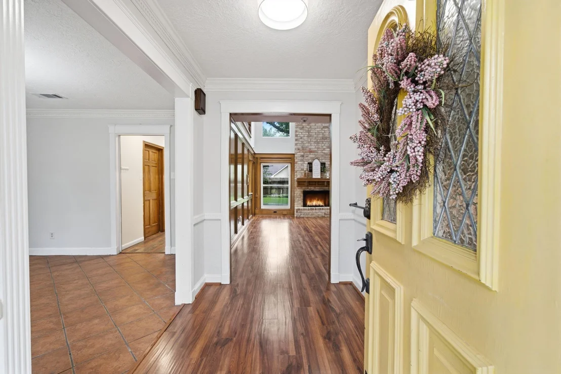 Photo of 12030 Laneview Drive