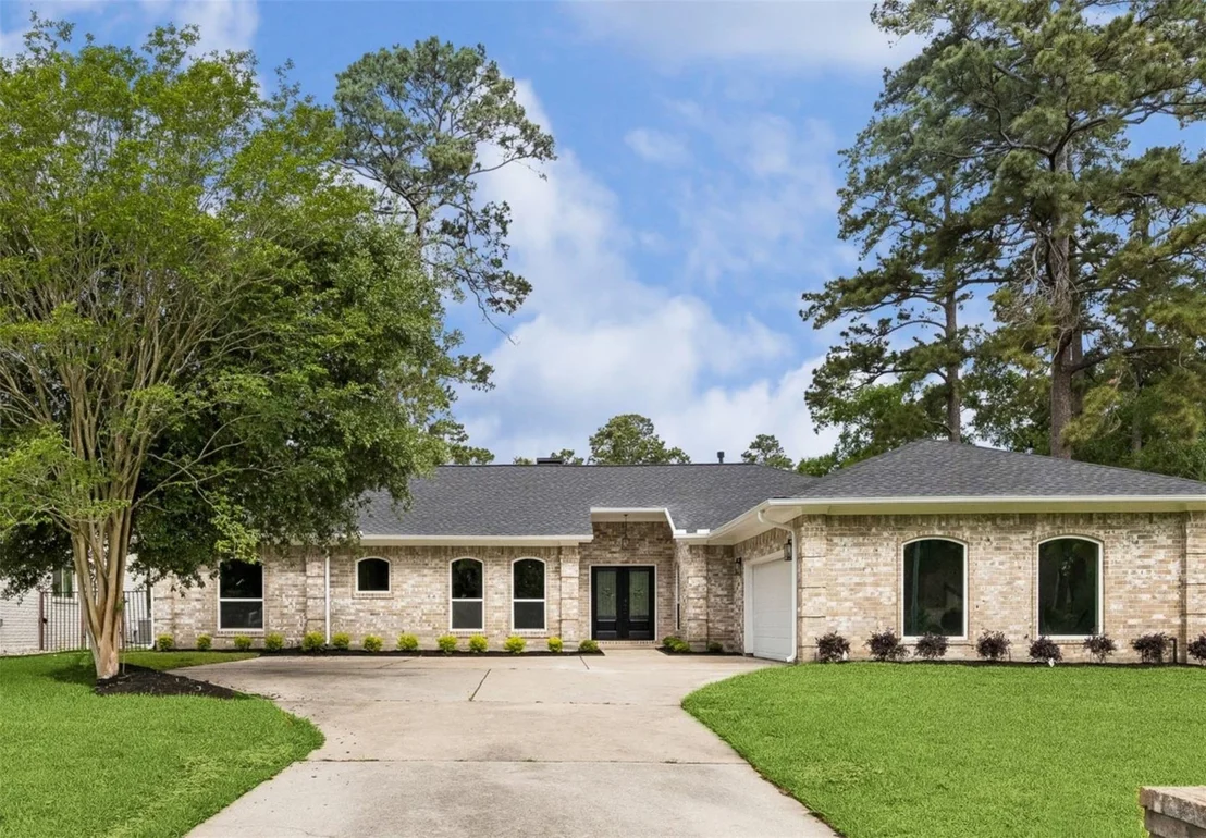 Photo of 20435 Perryoak Drive