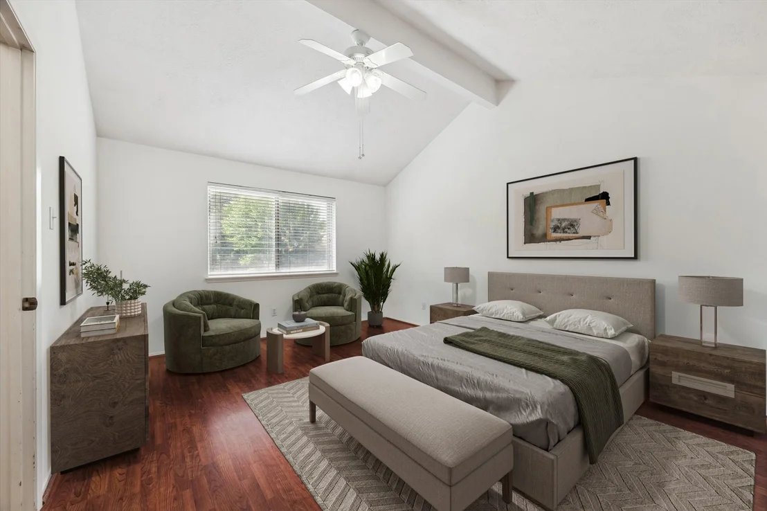 Photo of 607 Oak Harbor Drive