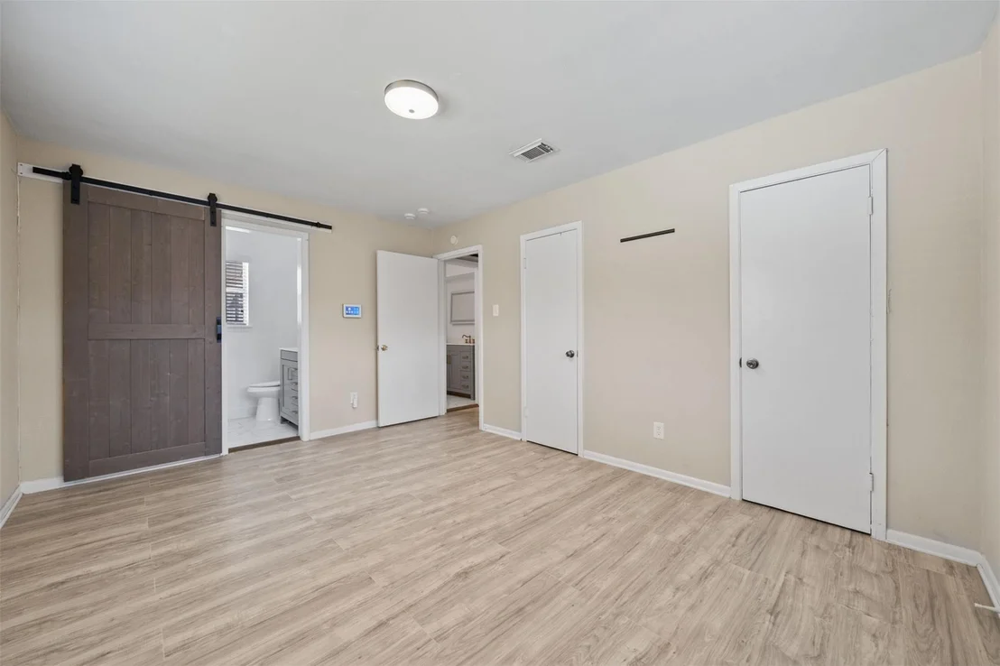 Photo of 5826 Spruce Forest Drive