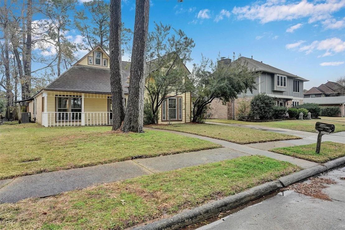 Photo of 7522 Live Oak Drive