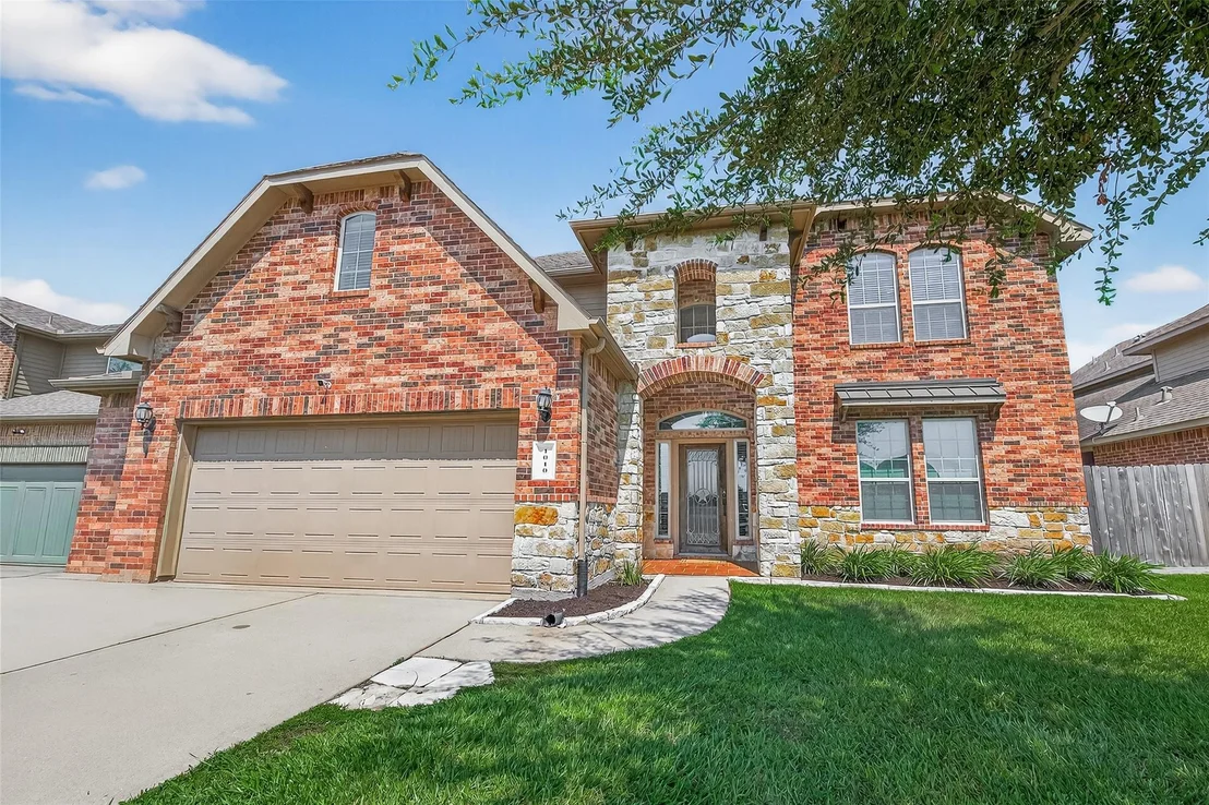 Photo of 1010 Fairway Drive