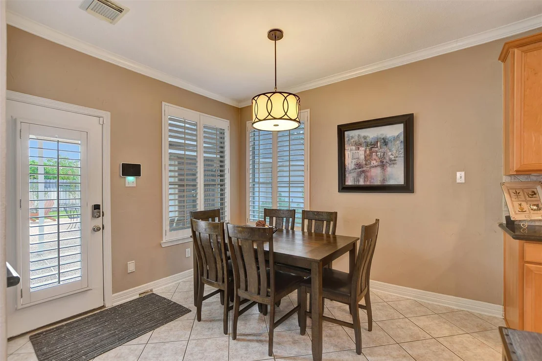 Photo of 15918 Lake Loop Drive
