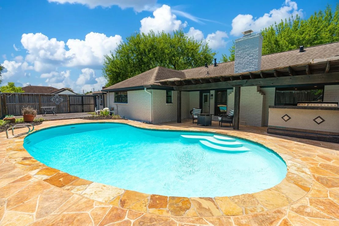 Photo of 5302 Arbor Vitae Drive