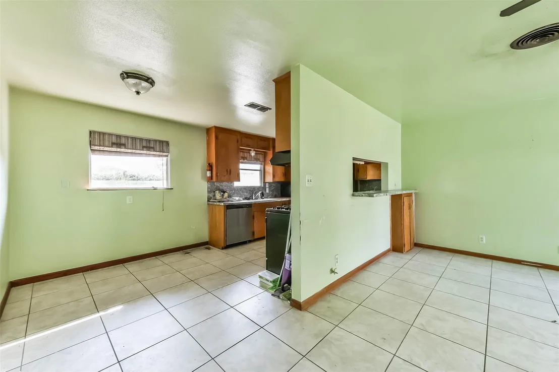 Photo of 3517 Tanglebriar Drive