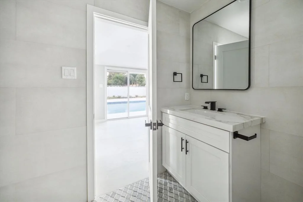 Photo of 8721 Westview Drive