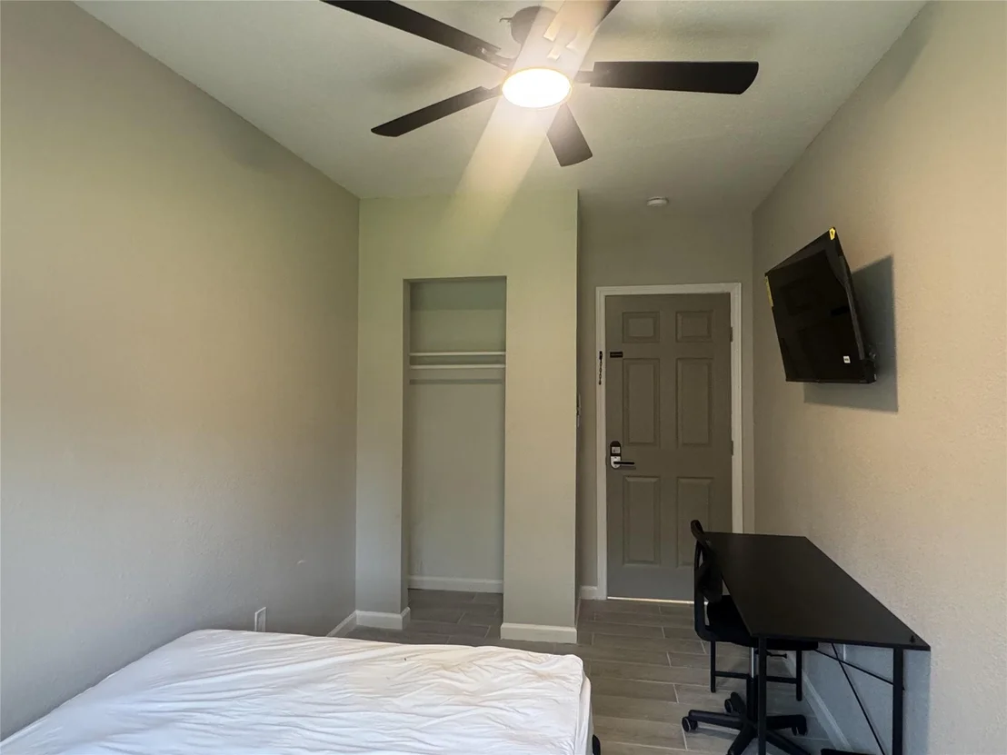 Photo of 5838 Reed Road