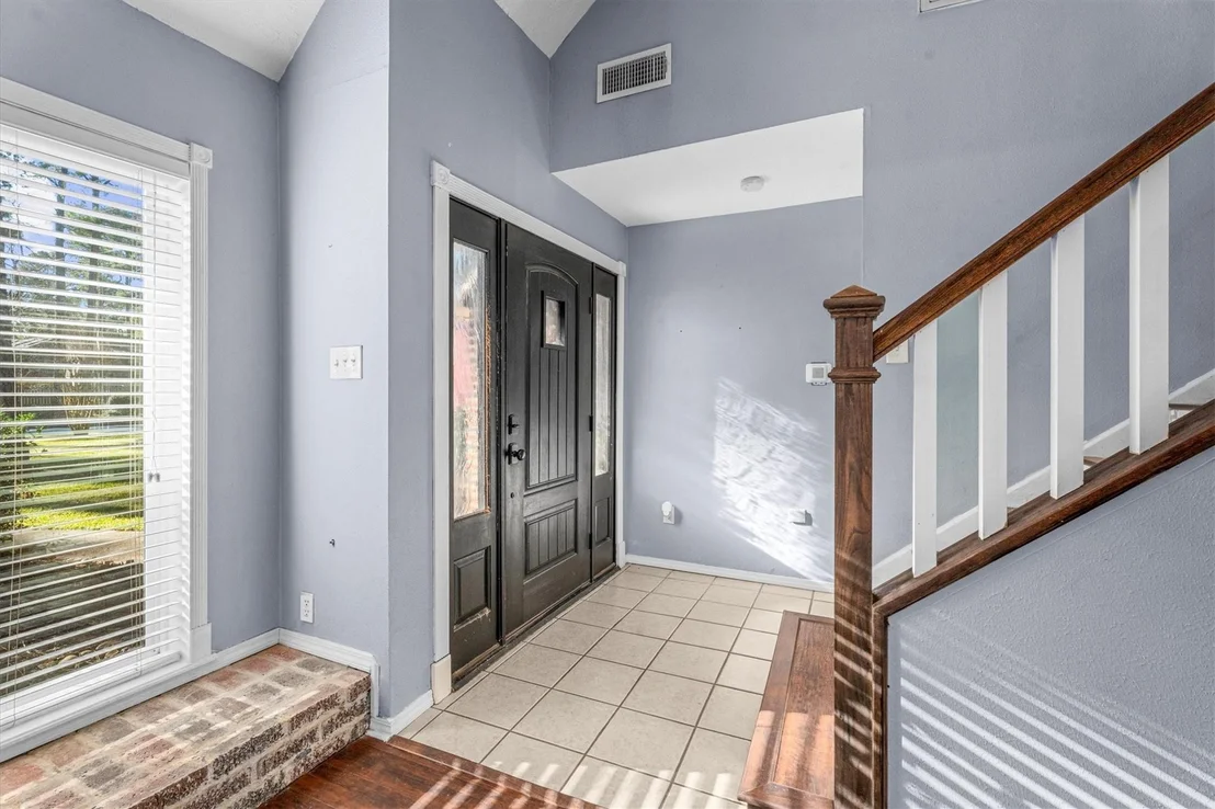 Photo of 8118 Oak Moss Drive