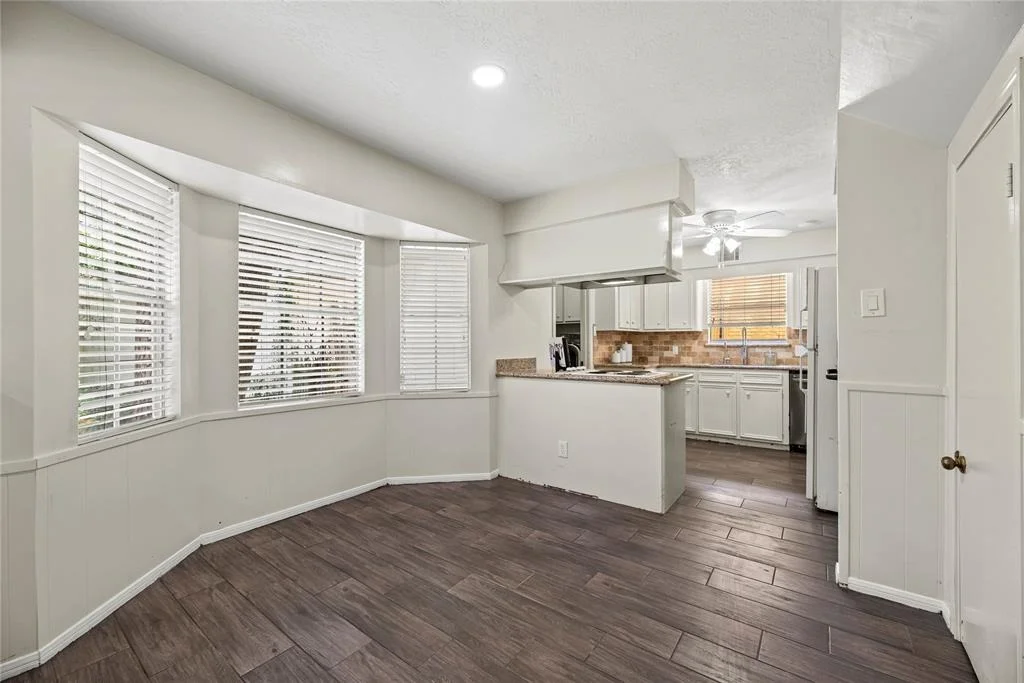 Photo of 25506 Long Hill Lane