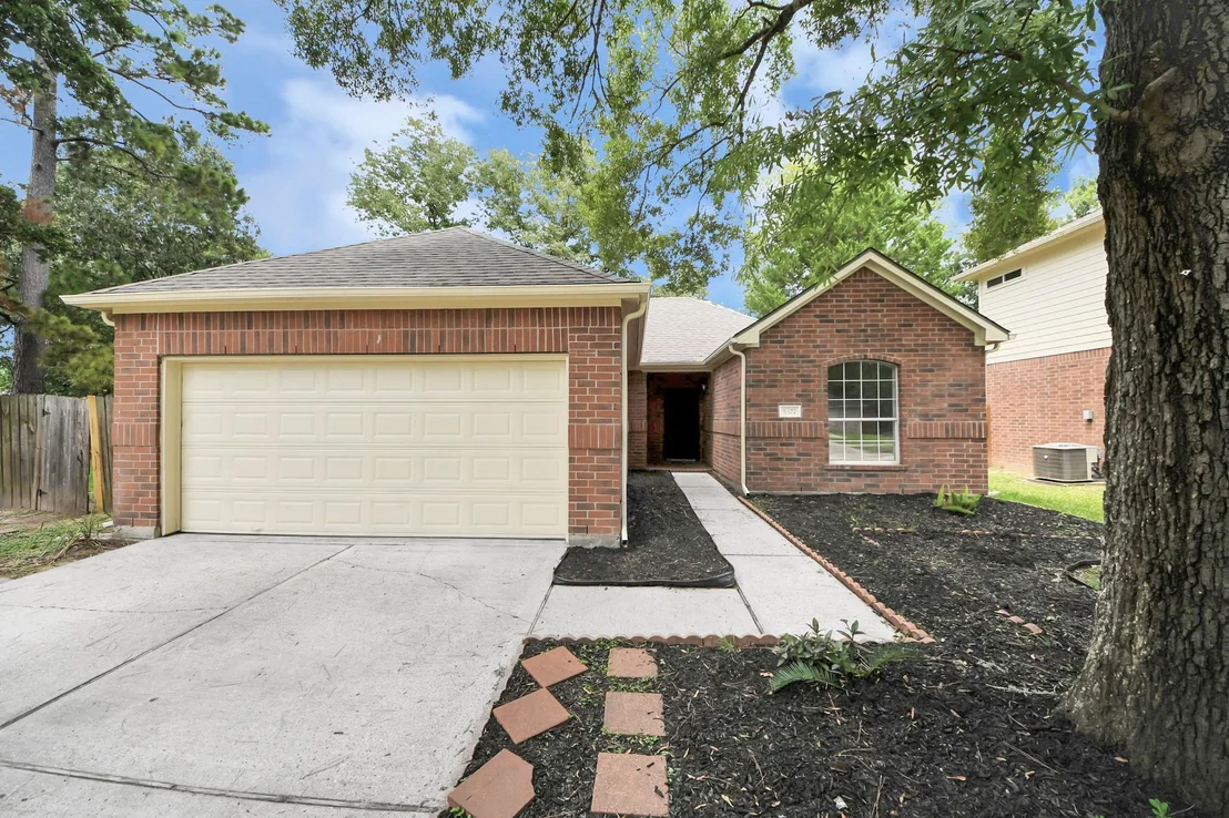 Photo of 5327 Rivergate Drive