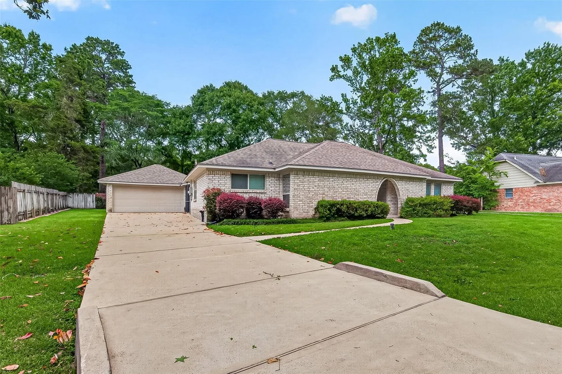 Photo of 737 Holly Springs Drive