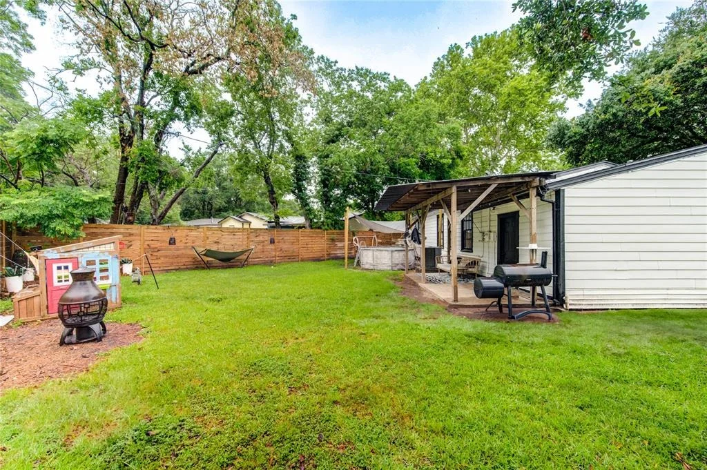 Photo of 2907 Cedar Drive