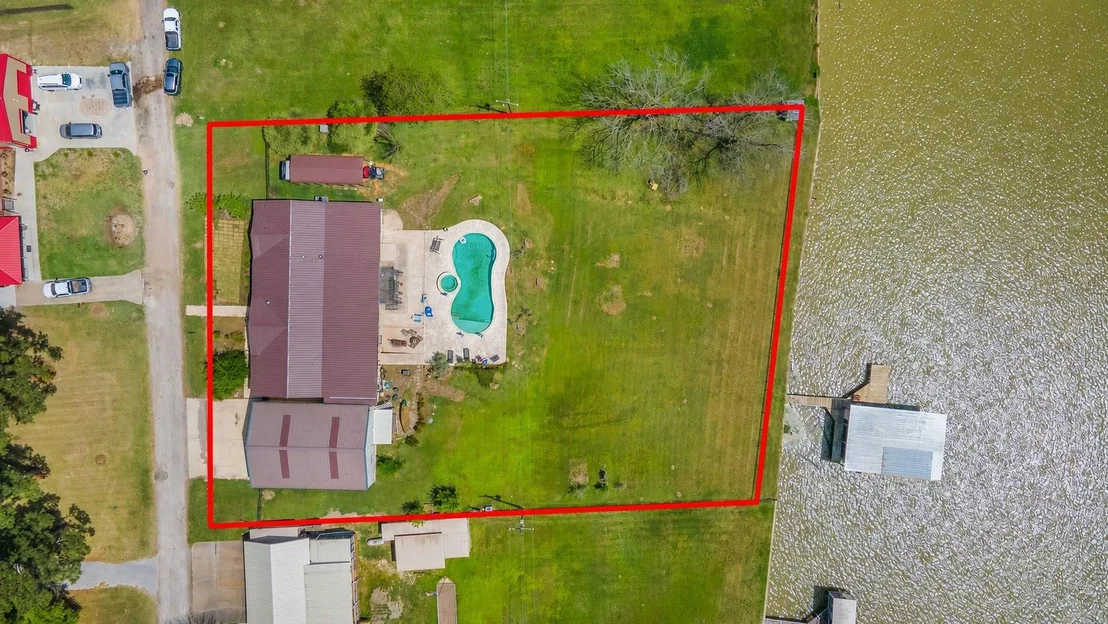 Photo of 174 Lake Front Drive