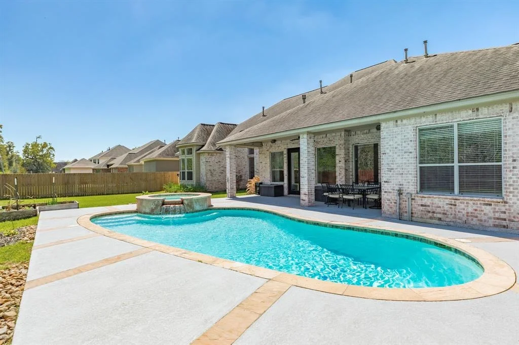 Photo of 230 Arrowhead Drive