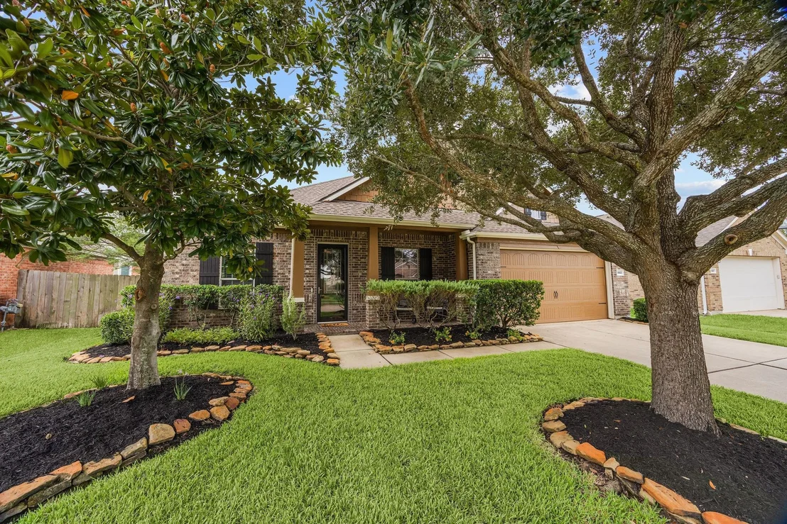 Photo of 25823 Celtic Terrace Drive