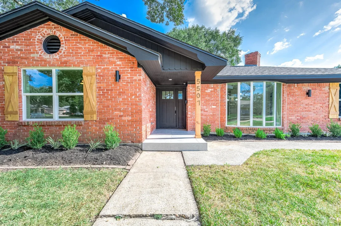 Photo of 5507 Valkeith Drive