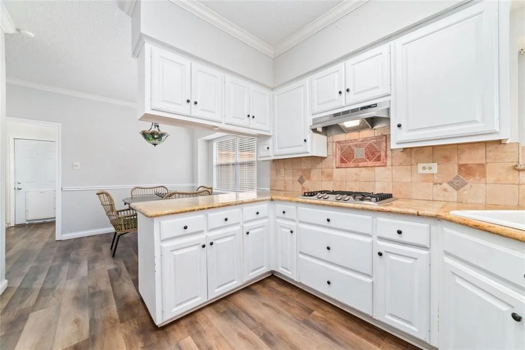 Photo of 6231 Oak Pass Drive
