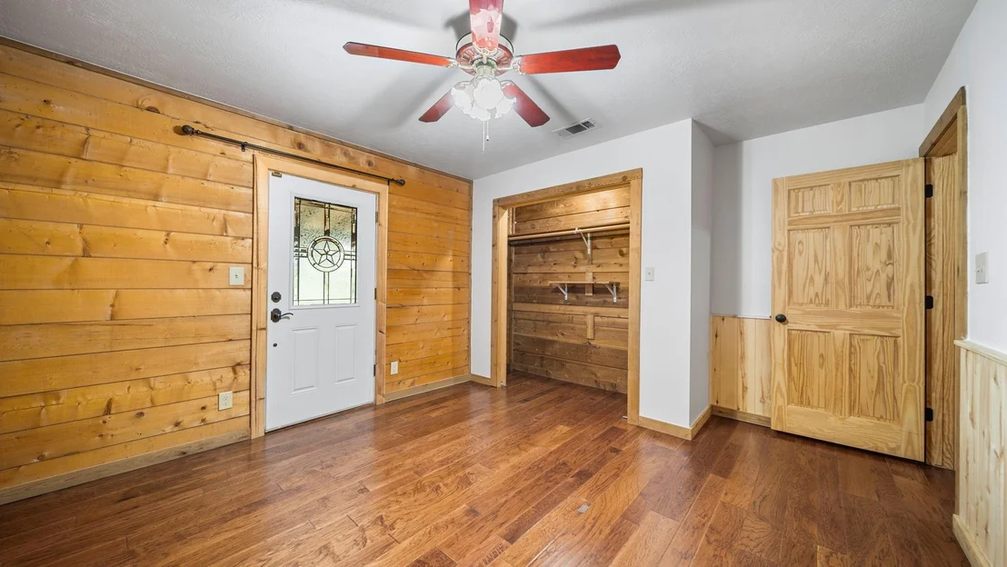 Photo of 16120 Brown Road