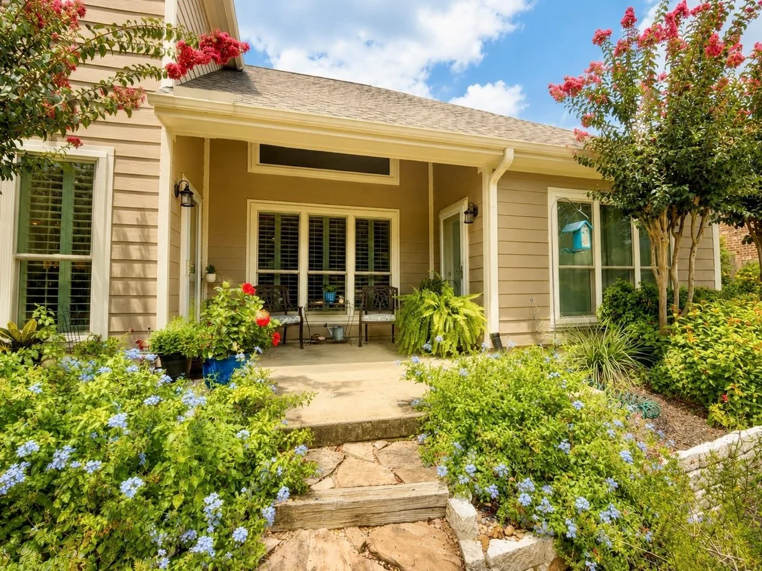 Photo of 2902 Twisted Oak Drive
