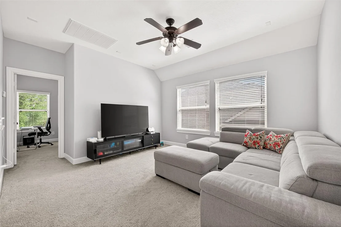 Photo of 26702 Longleaf Valley Drive