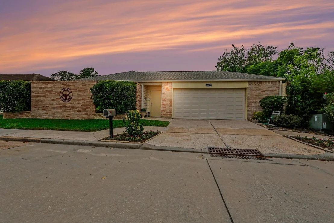 Photo of 8327 Spring Wind Drive