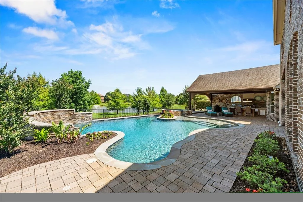 Photo of 5518 Fleming Rock Lane