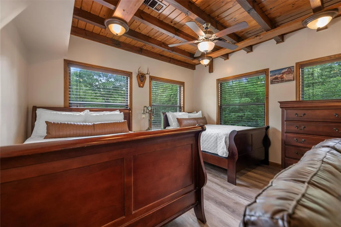 Photo of 358 Bridgeview Drive