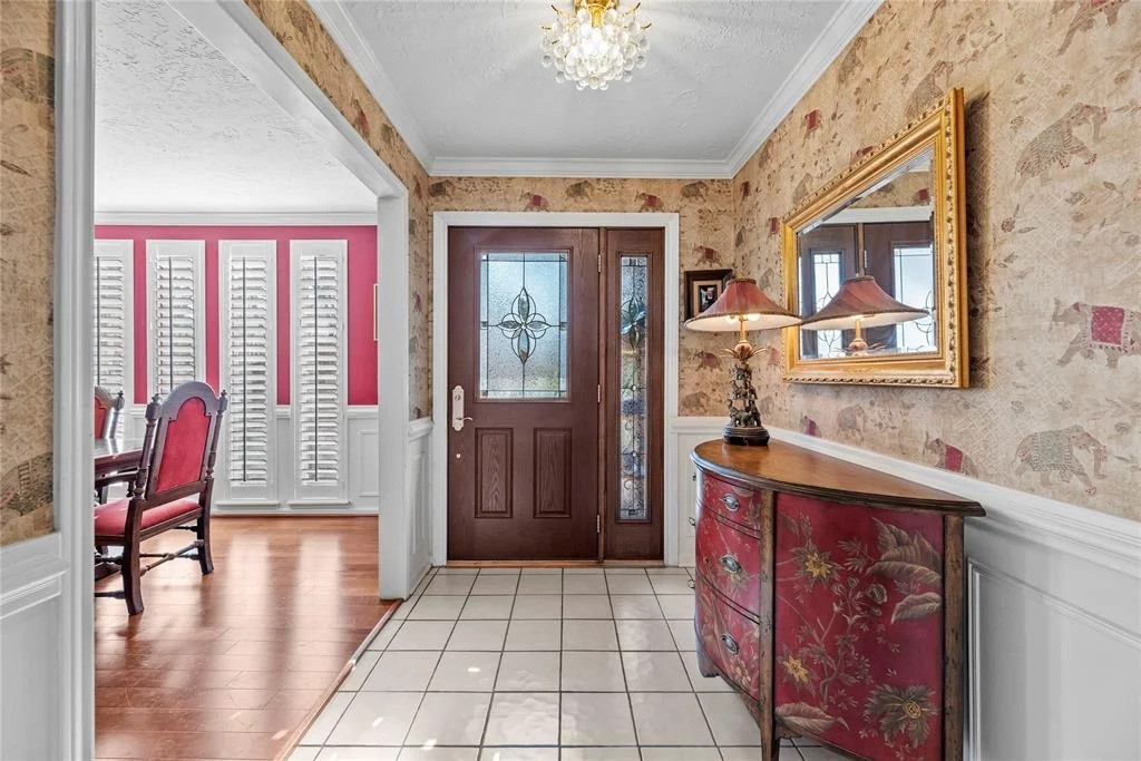 Photo of 922 Montview Drive