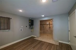 Photo of 915 Live Oak Drive