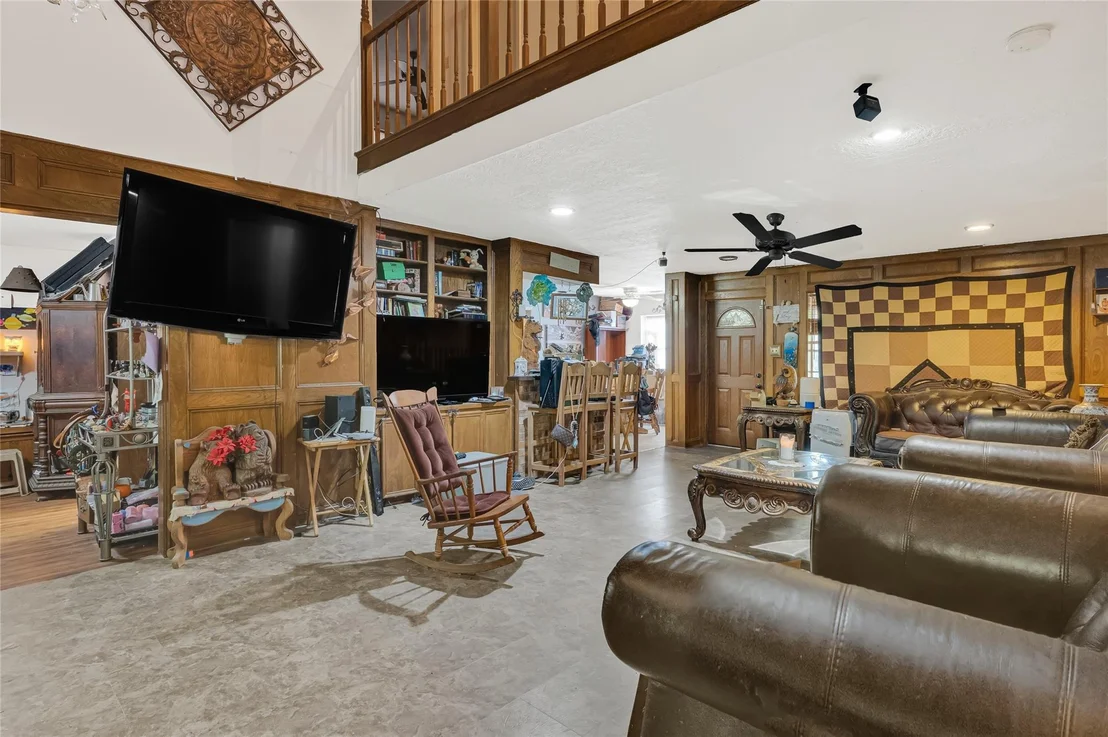 Photo of 505 Oak Drive