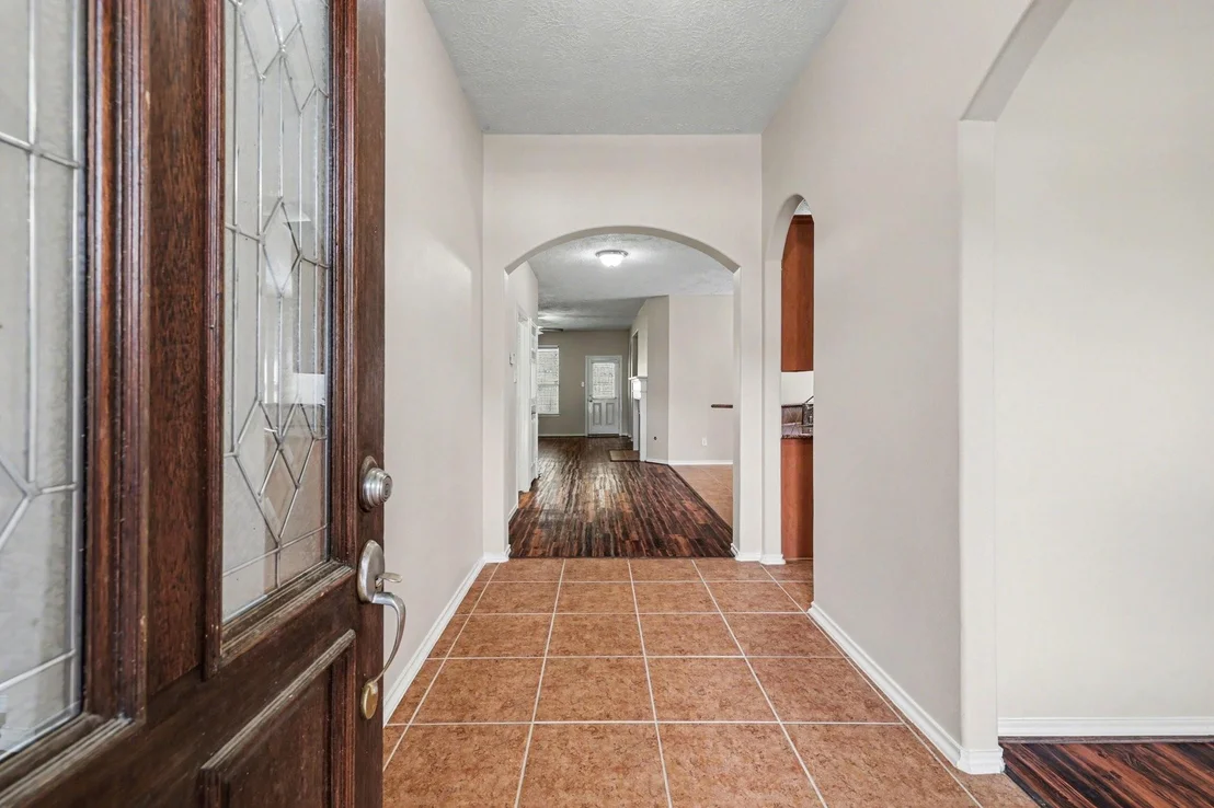 Photo of 25614 Saddlebrook Village Drive