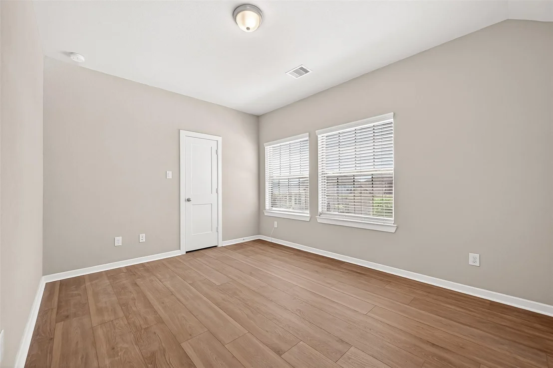 Photo of 4207 Maple Glen Drive