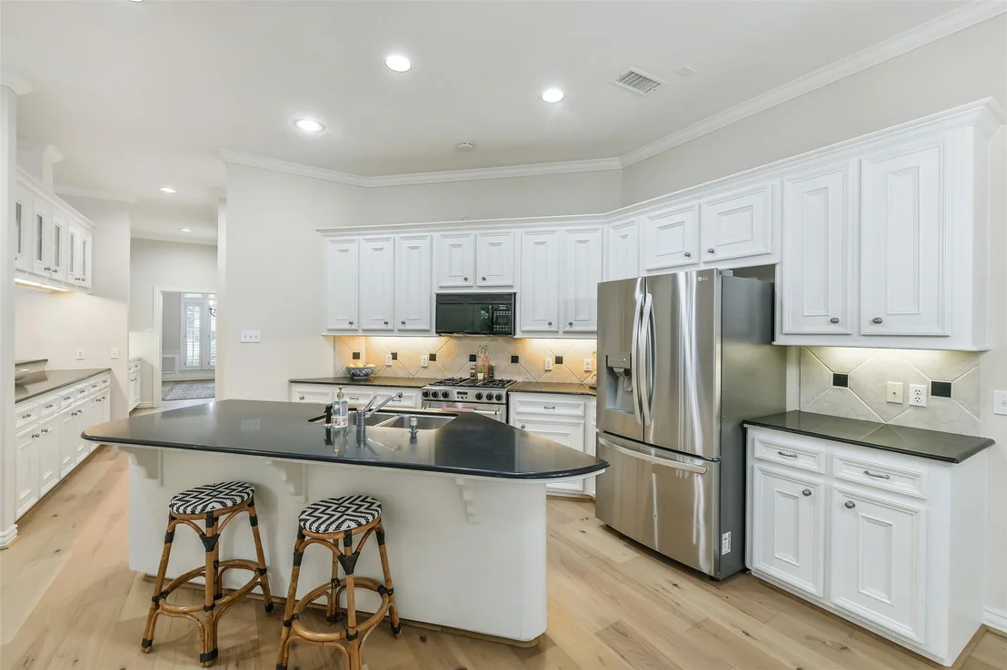Photo of 11 Cypress Lake Place