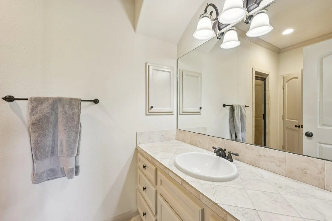 Photo of 51 Sandown Park Drive